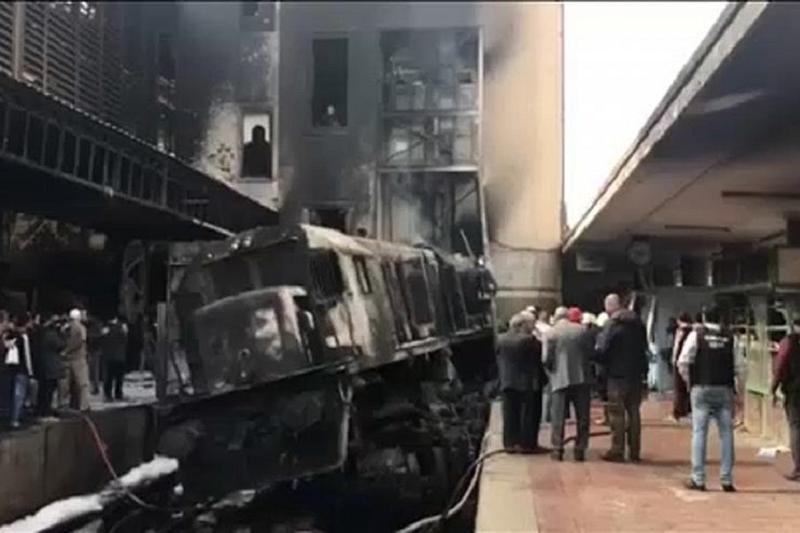 开罗火车站大火<em>致</em>25<em>死</em>50伤