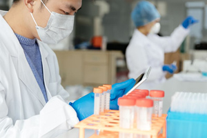 <em>课程标准</em>：生物制药<em>技术</em><em>专业</em>《<em>药学</em><em>服务</em><em>技术</em>》<em>课程标准</em>