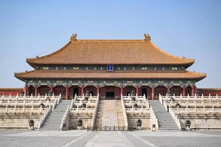 <em>通</em><em>识</em><em>课</em>：《<em>中国历史</em>—第八<em>单元</em>辛亥革命<em>与</em>民国初年<em>的</em>社会 <em>第</em>18<em>课</em>北洋军阀<em>的</em>统治》<em>课程</em><em>思</em><em>政</em><em>案例</em>